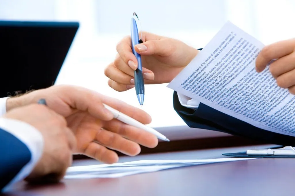 TRASFERIMENTO D’AZIENDA E CONTRATTI DI VENDITA O COMODATO DEI BENI