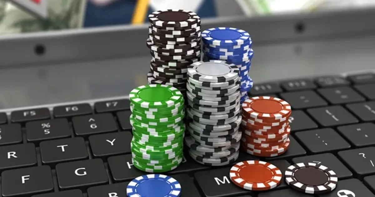 IL GIOCO A DISTANZA E IL DIVIETO DEL DECRETO BALDUZZI: INTERVIENE LA CORTE COSTITUZIONALE