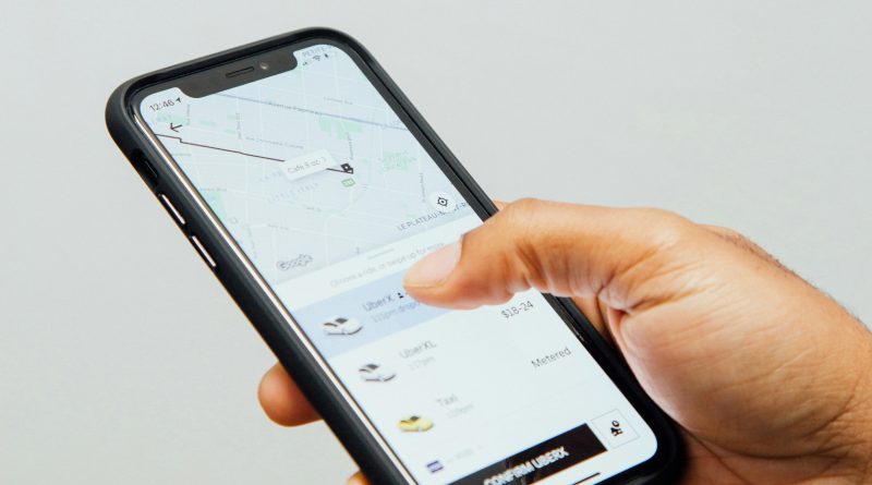 IL PUNTO SU UBER NOLEGGIO E CONTROLLI: IL FUTURO DELLE PIATTAFORME DIGITALI